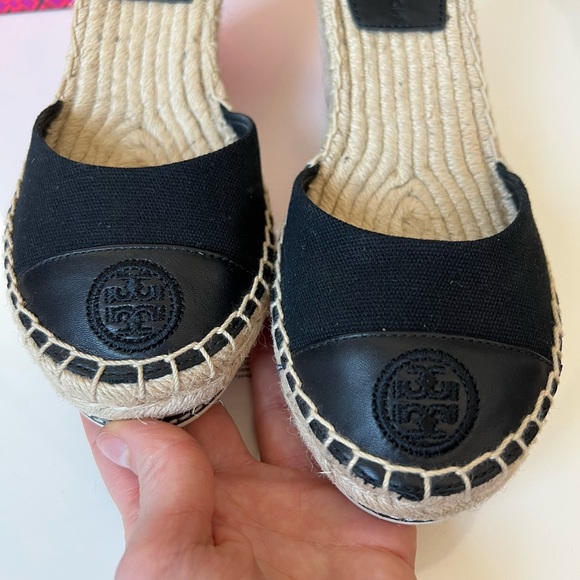 TORY BURCH COLOR-BLOCK ESPADRILLE WEDGE - Picture 4 of 8